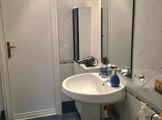 Apartment Tourist Flat - A Due Passi